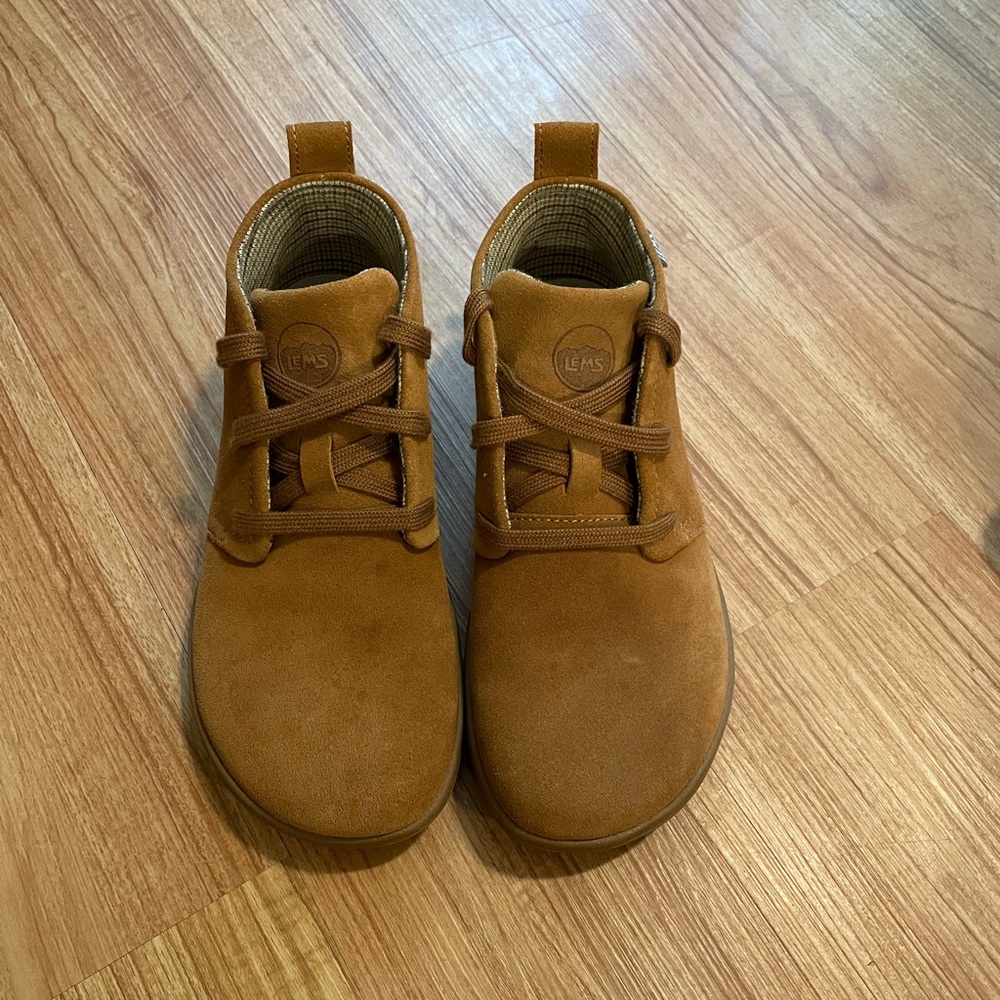 Lems Women’s Chukkas in Lion’s Mane